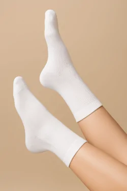 Calze sanitaria donna – non stringe, ideale circolazione 3 paia