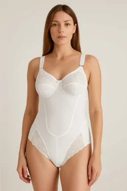 Body modellante in pizzo – Invisibile e confortevole