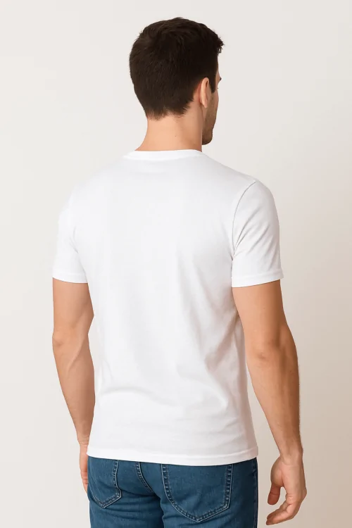 T-shirt homme col V – doux, léger et naturel