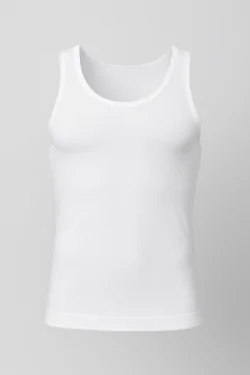 Men's fitted tank top – invisible effect and comfort