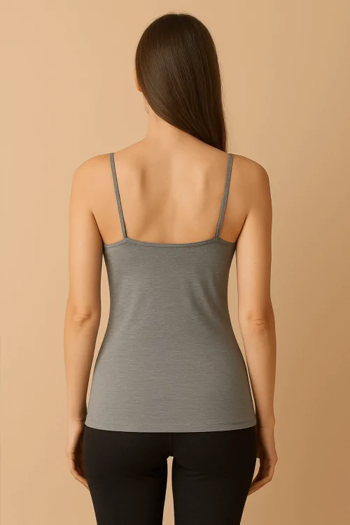Canotta donna spallina stretta in micromodal con forma seno – Made in Italy
