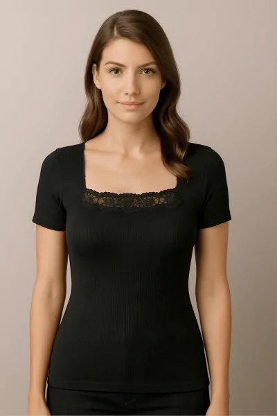 Pull femme à manches courtes en laine et viscose avec dentelle