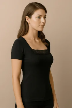 Pull femme à manches courtes en laine et viscose avec dentelle