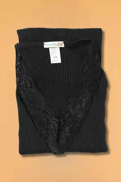 Pull côtelé pour femme avec dentelle plissée