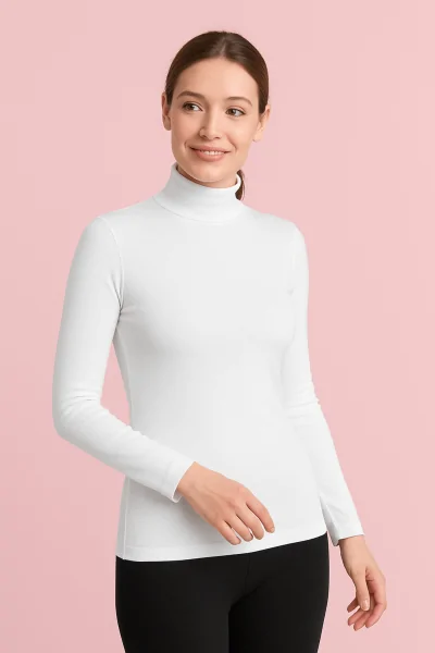 Suéter de cuello alto de microfibra para mujer: cálido y ajustado.