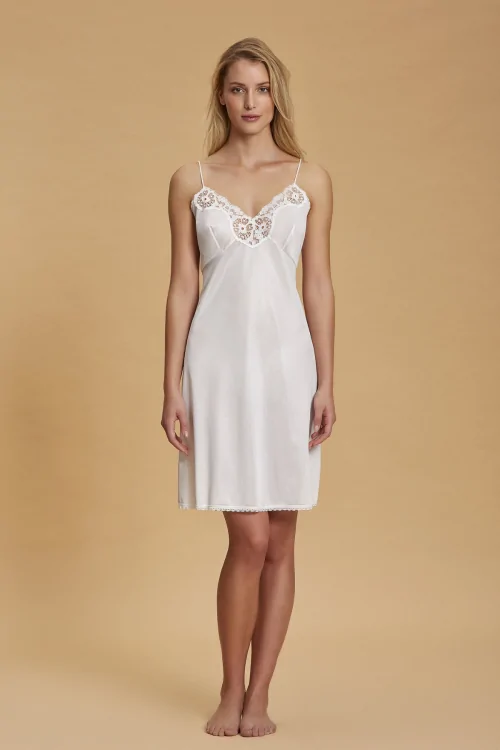 Besticktes Satin-Unterkleid – Elegant und bequem