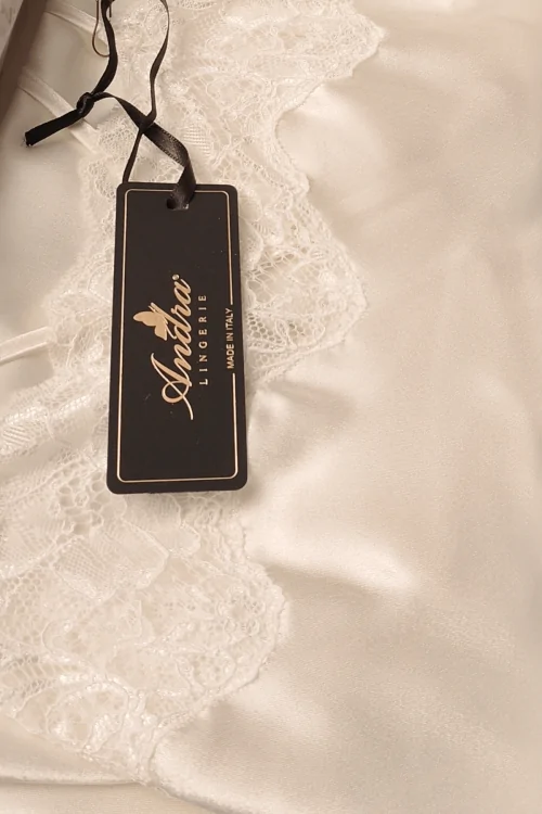 Baby doll raso e brasiliana ricamata – elegante e sensuale