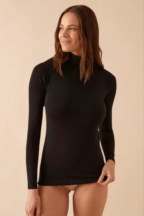 Women's Turtleneck Sweater – Warm and Fitted in Cotton