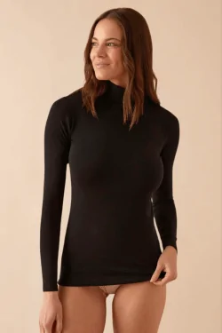 Maglia Dolcevita donna – calda e aderente in cotone