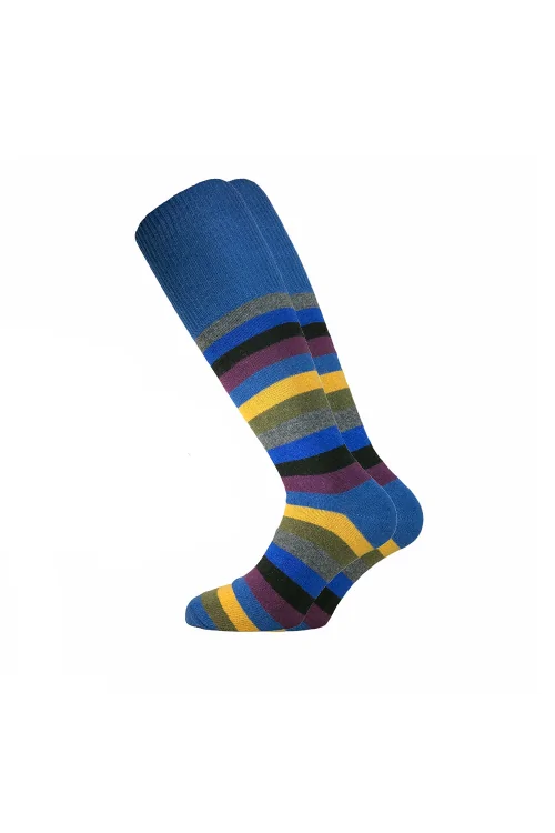 Calcetines de lana de cachemira para hombre: cálidos, suaves y fabricados en Italia.