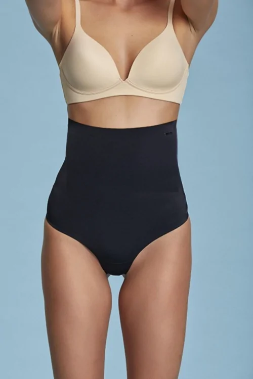 Tanga de cintura alta: efecto vientre plano