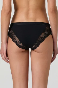 Braguitas de tiro bajo con encaje: ropa interior invisible y cómoda