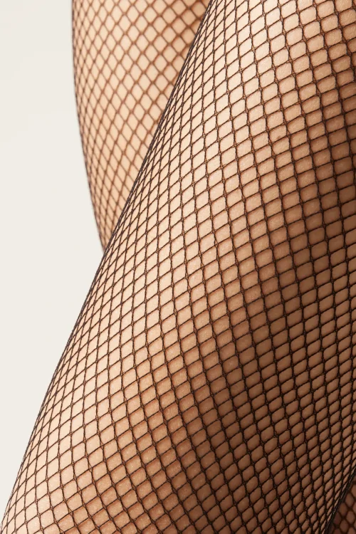 Women's Fishnet Tights: Comfortable and Breathable – Elegant and Durable