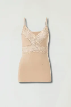 Top interior de encaje para mujer: cómodo, natural y no deja marcas.