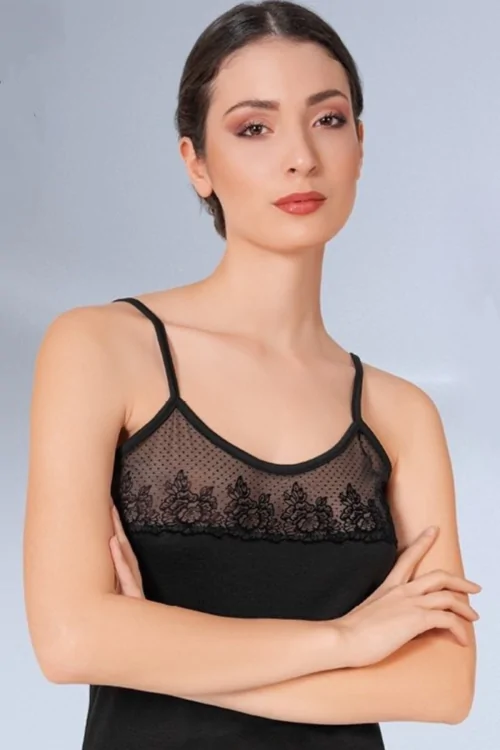 Top caldo con tulle floreale – Eleganza e comfort sotto ogni look