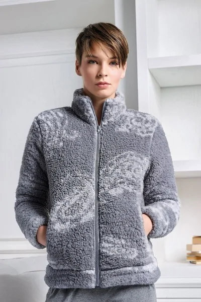Warme Damenjacke aus flauschigem Sherpa-Fleece