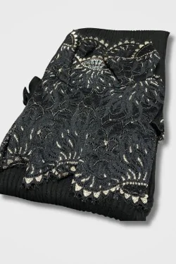 Warm underjacket with gold lace – Does not mark under clothes
