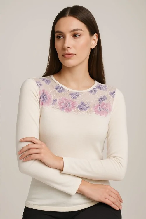 Maglia sottogiacca lana calda e comoda con pizzo floreale