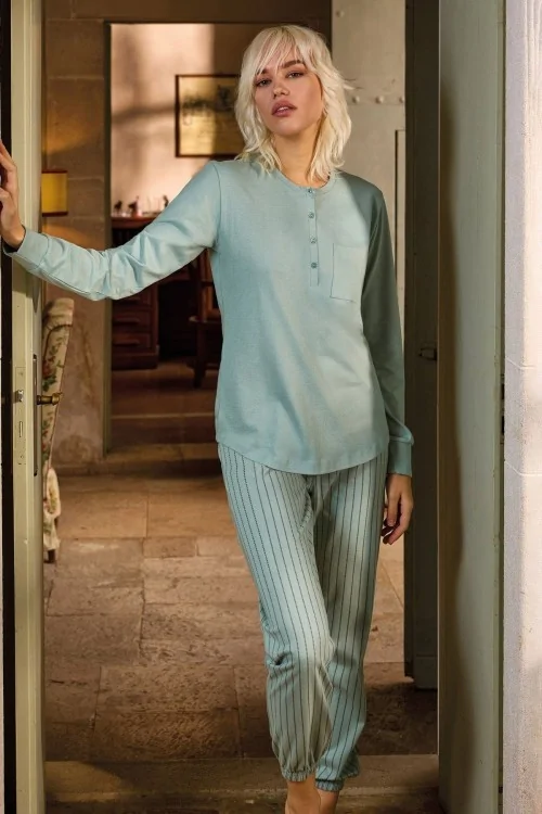 Warmer Henley-Pyjama – locker geschnitten, perfekt für den Winter