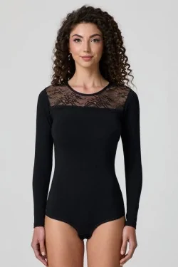 Body en coton avec dentelle, parfait comme sous-veste