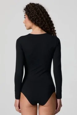 Baumwollbody mit Spitze, perfekt als Unterjacke