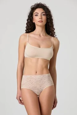Braguitas midi de encaje invisible que no se ven debajo de la ropa