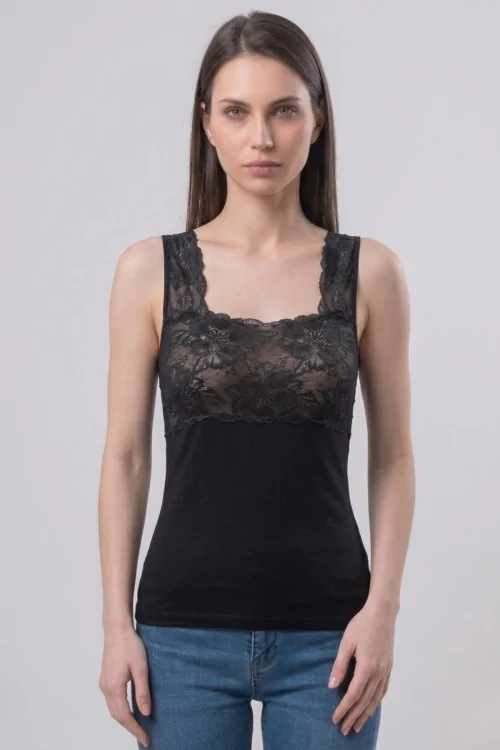 Débardeur en coton à lacets – confortable, ne laisse pas de traces et raffiné
