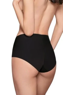 Culotte invisibile vita media che non segna sotto gli abiti.
